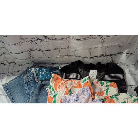 Girl's Bundle of clothing- 3 pieces in total- some NWT- size 8 - Picture 1 of 11